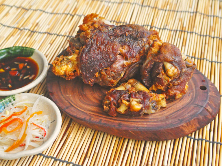 Crispy Pata Recipe (Filipino Style Fried Pig Feet)